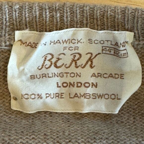 Vintage Berk V Neck Argyle Sweater 100% Lambswool Made in Scotland Sz 44 Bust - Picture 6 of 11